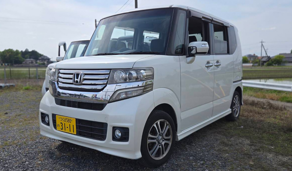 ホンダ N-BOX