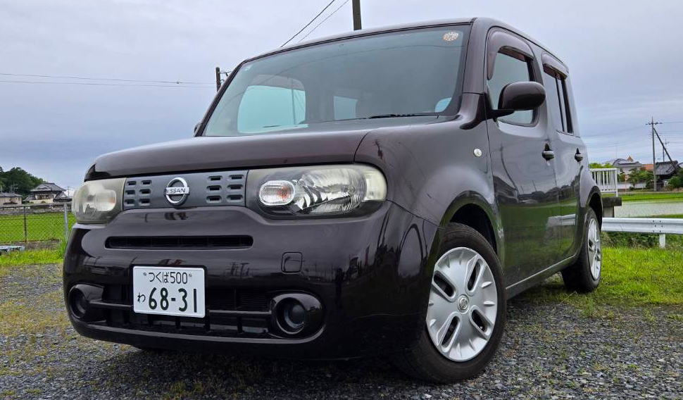 日産キューブ